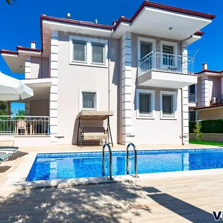 Villa Olive 빌라 무글라