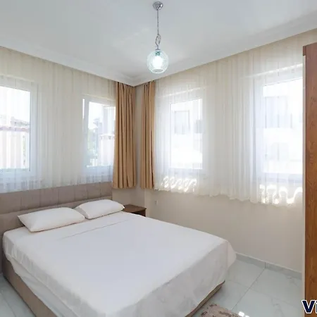 빌라 Villa Olive 무글라