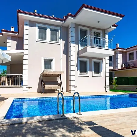 Villa Olive 빌라 무글라